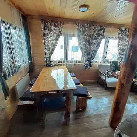 Apartment Domacinstvo Zaric